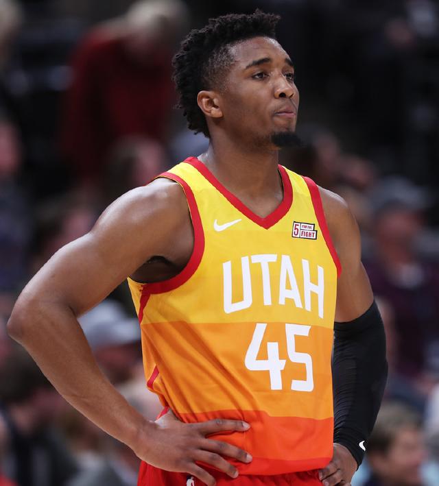 防守反击 防守反击