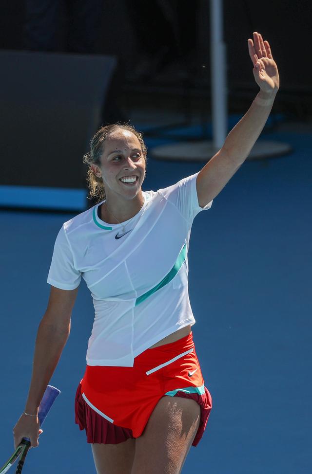 梅西社媒悼念若塔：晒黑白照并写下“愿他安息”