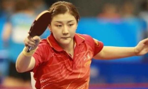 贝弗利：詹姆斯新赛季结束后不会马上退役 是否留在湖人要看东契奇