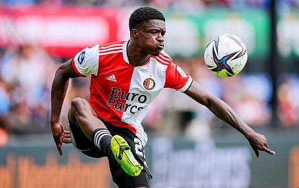 展的背景下 展的背景下