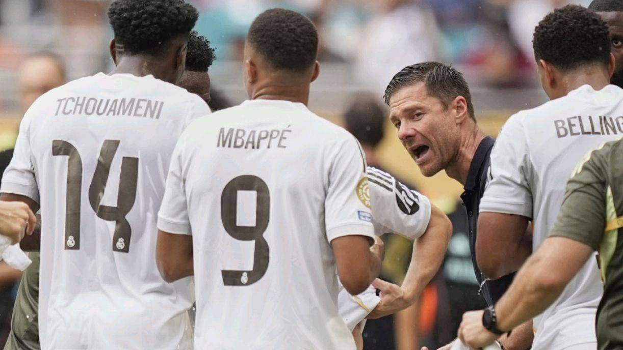 的射门与头 的射门与头